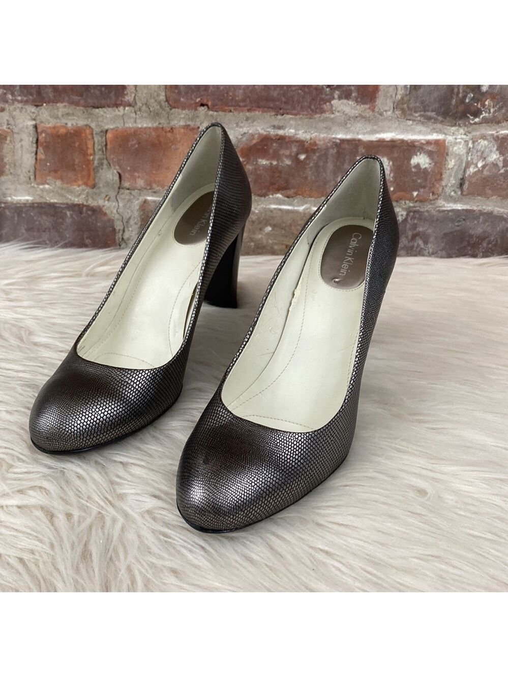 Calvin Klein Silver Metallic Snakeskin Block Heel Pumps, Size 8.5M